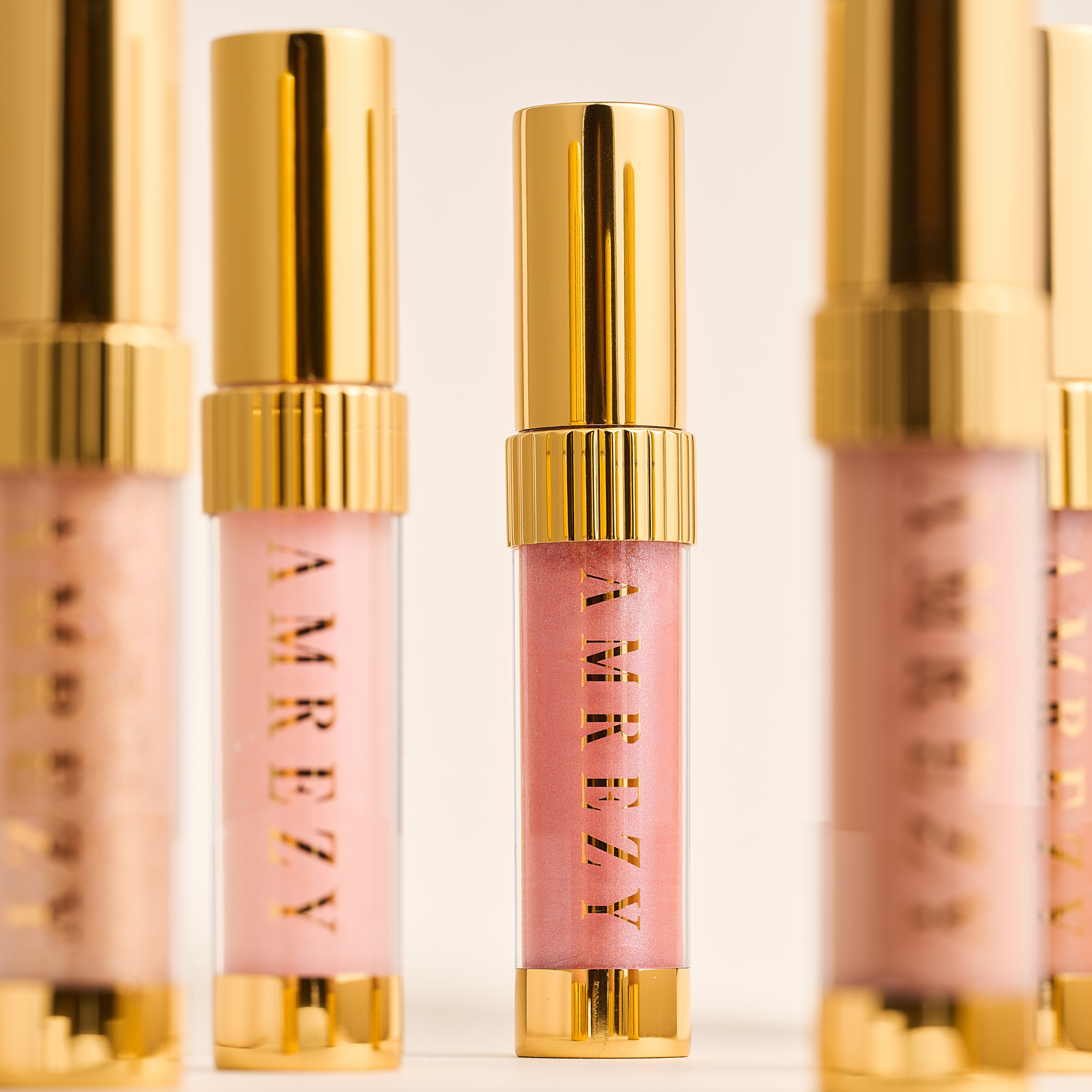Signature Lip Gleam Gloss