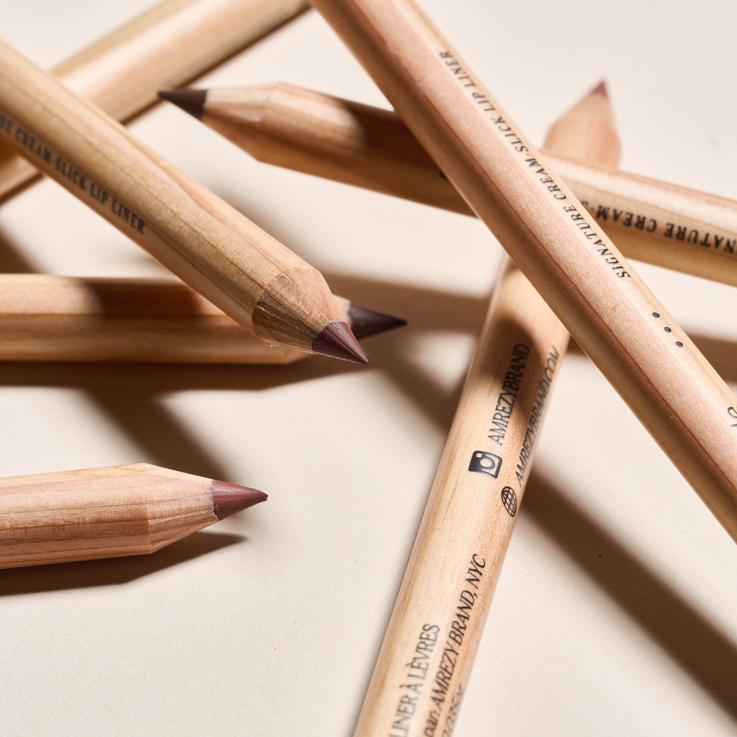 Signature Cream-Slick Lip Liner